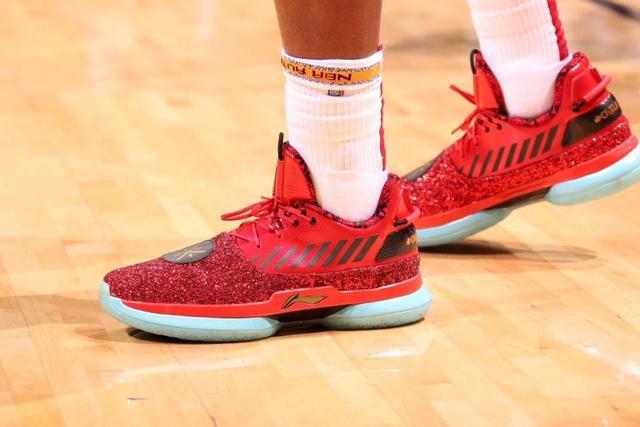 中国台北女篮中锋仅1米8 她将面对韩旭+刘禹彤