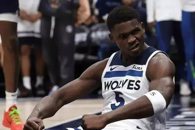 2023中国篮球名人堂开启 9人+2集体得到举荐